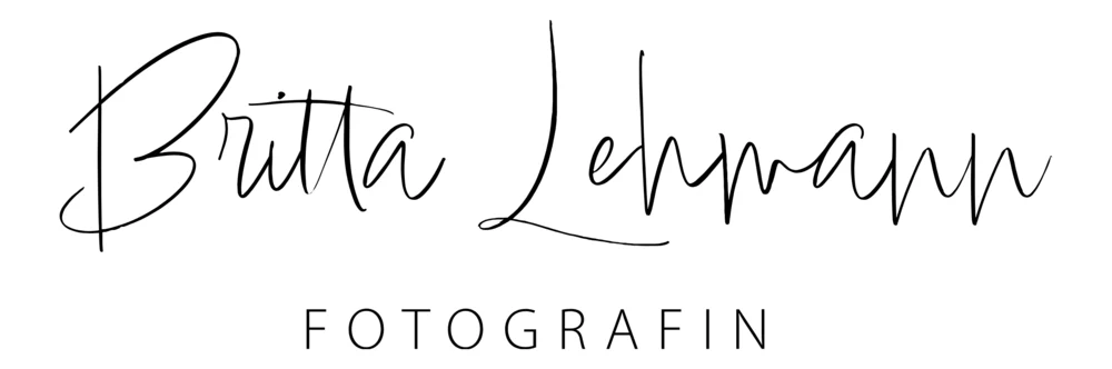 Logo Britta Lehmann Fotografin – handschriftliche Signatur-Wortmarke