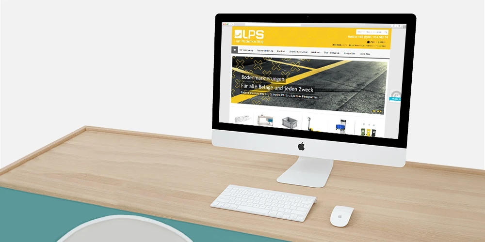 Startseite des Lean Production Shop auf einem Monitor