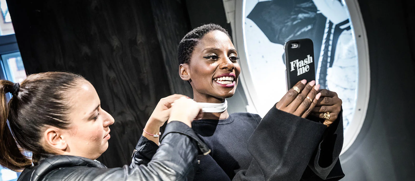 Montage der Plots – Store Branding für PUMA Fenty in Berlin