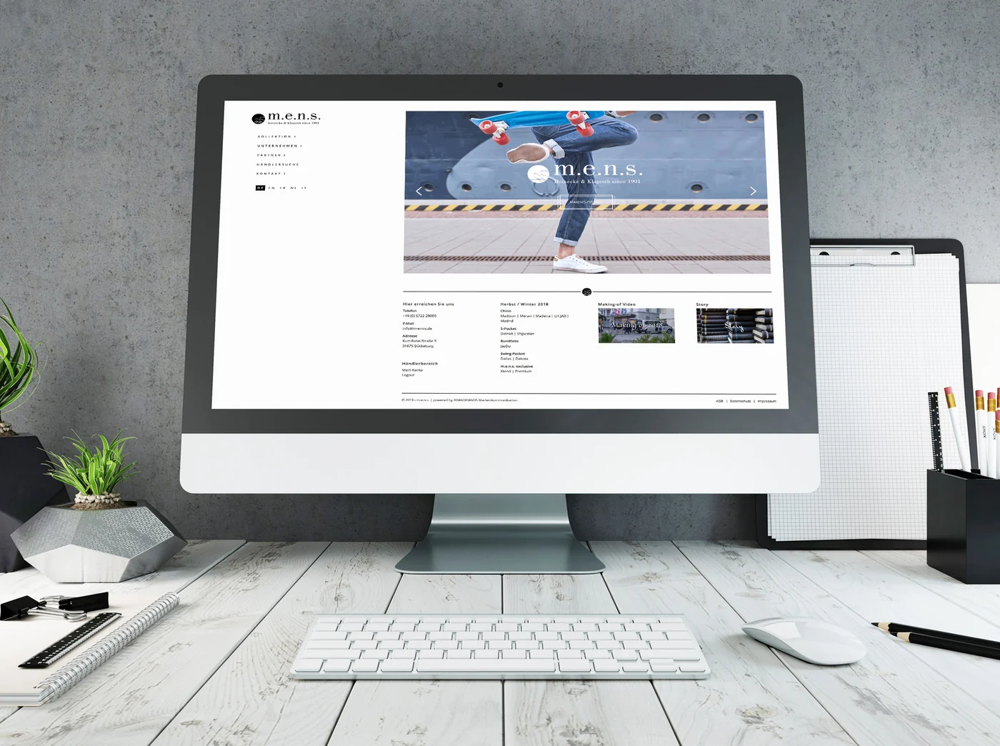 Onlineshop von m.e.n.s. auf einem Monitor