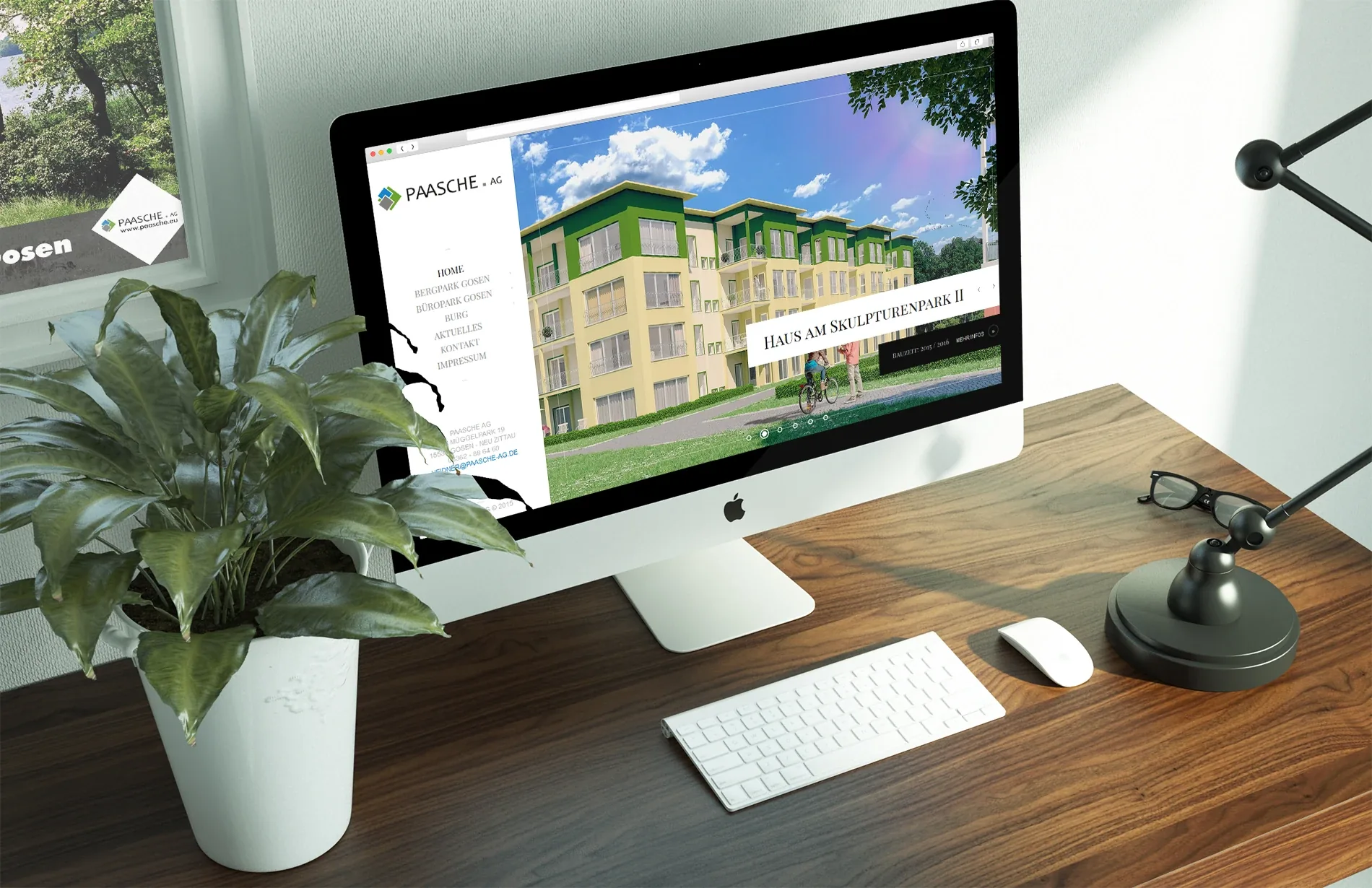 Website der PAASCHE AG auf einem Desktop-Monitor mit dem Projekt Haus am Skulpturenpark II